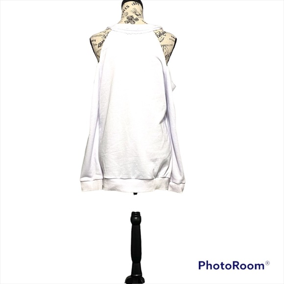 Cezele Collection Womens Cold Shoulder Long Sleeve Distressed Sweatshirt - Picture 6 of 6